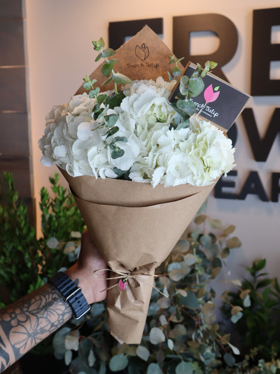 Hydrangea Mist | Simple Bouquet