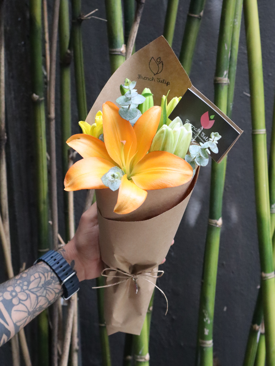 Lily Breeze | Simple Bouquet