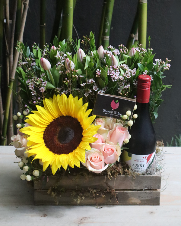 Summer Blooms with Free Bottle