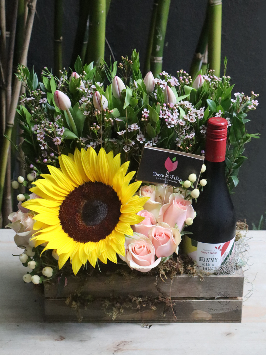 Summer Blooms with Free Bottle