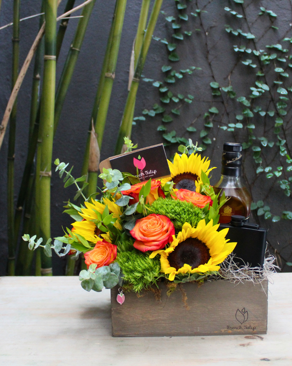 Vibrant Cheers w. Whisky and Portable Liquor Flask