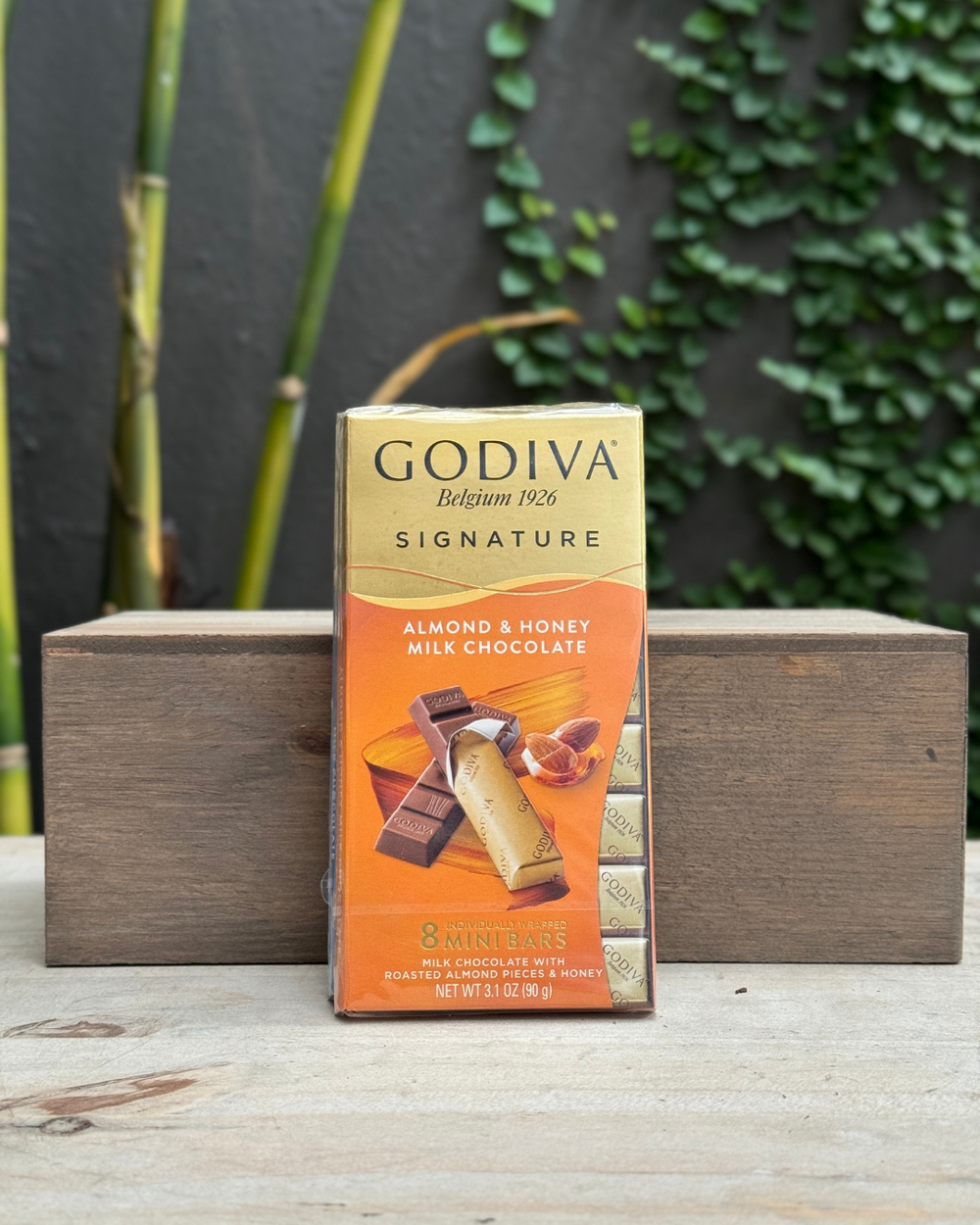 Godiva Signature Almond & Honey Milk Chocolate Mini Bars, 3.1 oz