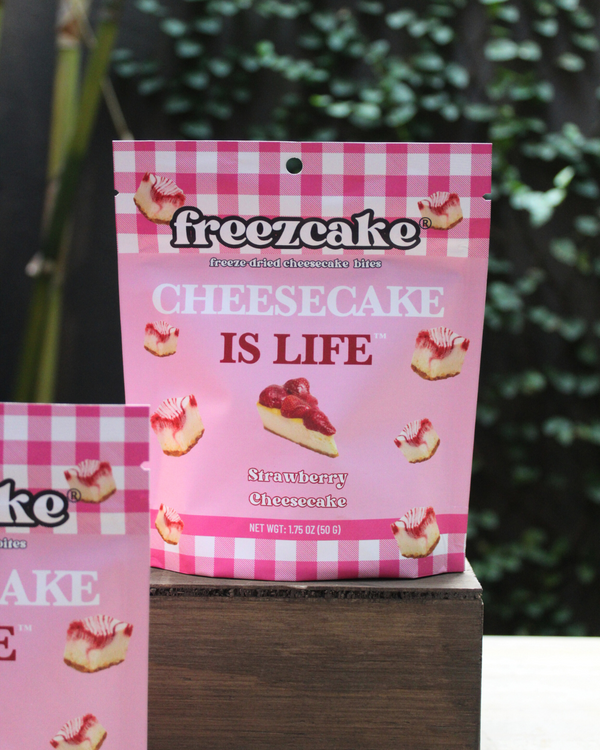 Strawberry Cheesecake Bites - Freezcake