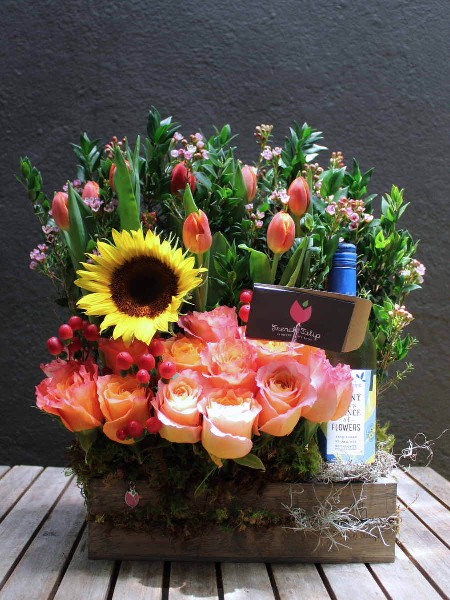 Summer Blooms with Free Bottle