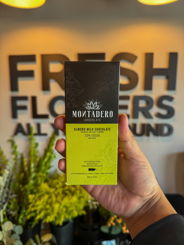 Chocolates Montadero - Almond Milk Chocolate (33% Cocoa)