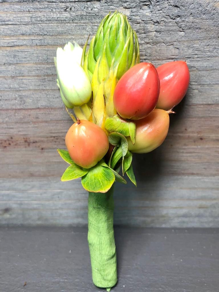 Chelsea Garden - Boutonniere